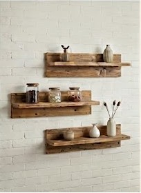 Mẫu kệ gỗ thông pallet treo tường decor không gian sống hiện đại