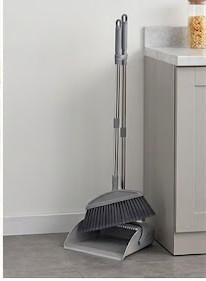 Mẫu bộ chổi quét nhà và hốt rác gấp gọn tiện lợi thông minh cho căn hộ chung cư